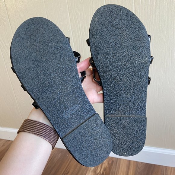 Pyramid Gold Studded Caged Patent Flat Slip-On Slide Sandals Boho Beachy - Picture 7 of 9